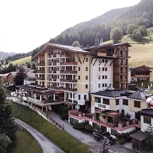 Familienresort Ellmauhof Hotel